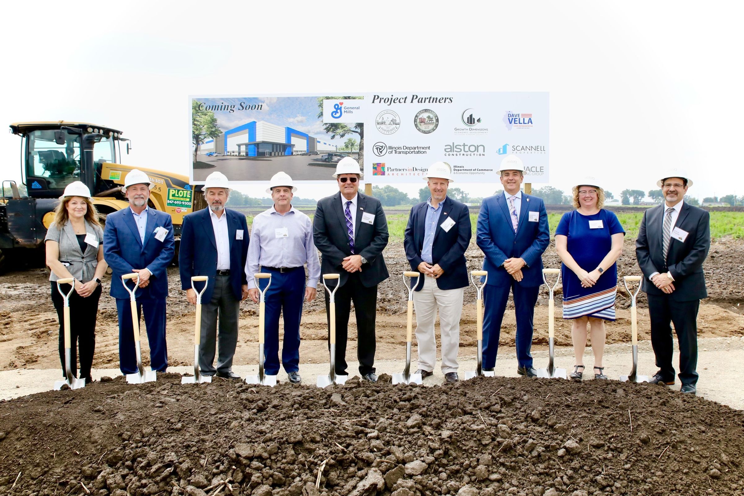 Pamela Lopez-Fettes (Growth Dimensions); Greg Kolinski (Alston Construction); Bill Linville (Scannell Properties); Tom Hogan (General Mills); Mayor Clinton Morris (City of Belvidere); Chairman Karl Johnson (Boone County Board); Rep. Dave Vella (Illinois 6