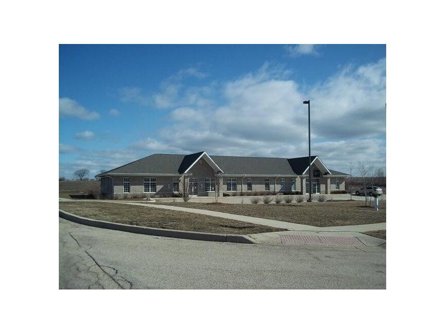 Main Photo For 915 Alexandra Drive