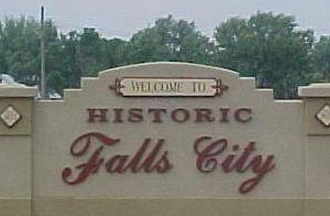 about falls city