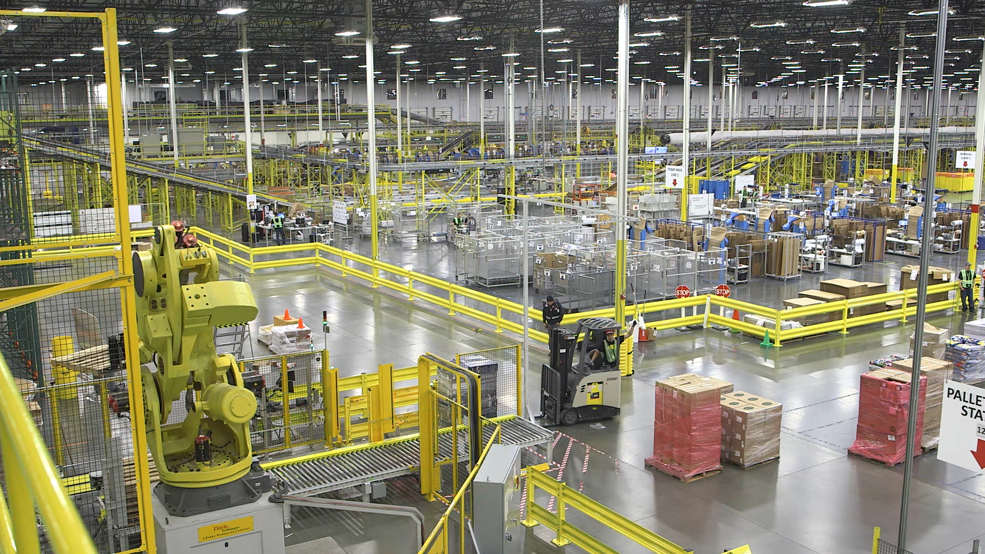 Amazon begins hiring for 1,500 jobs at Tula Fulfillment Center Photo