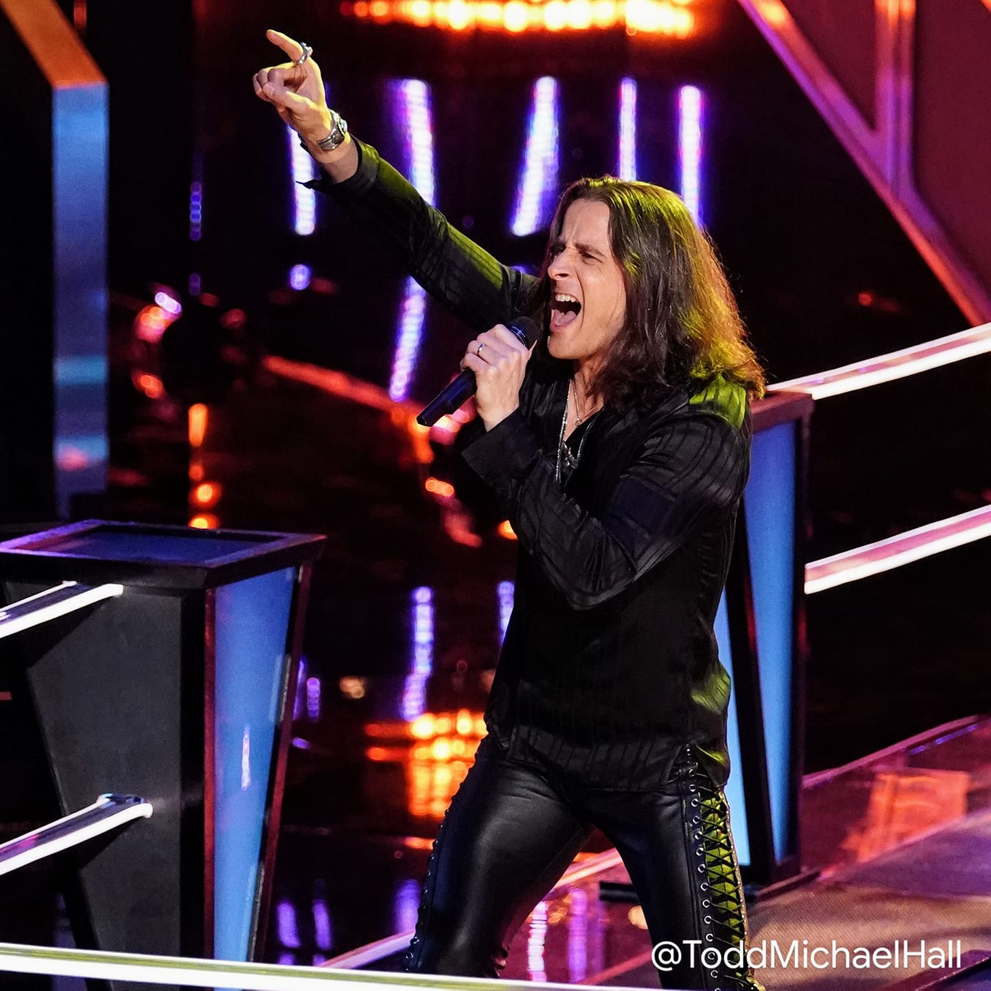 Todd Michael Hall from Saginaw amazes on NBC's "The Voice" Photo