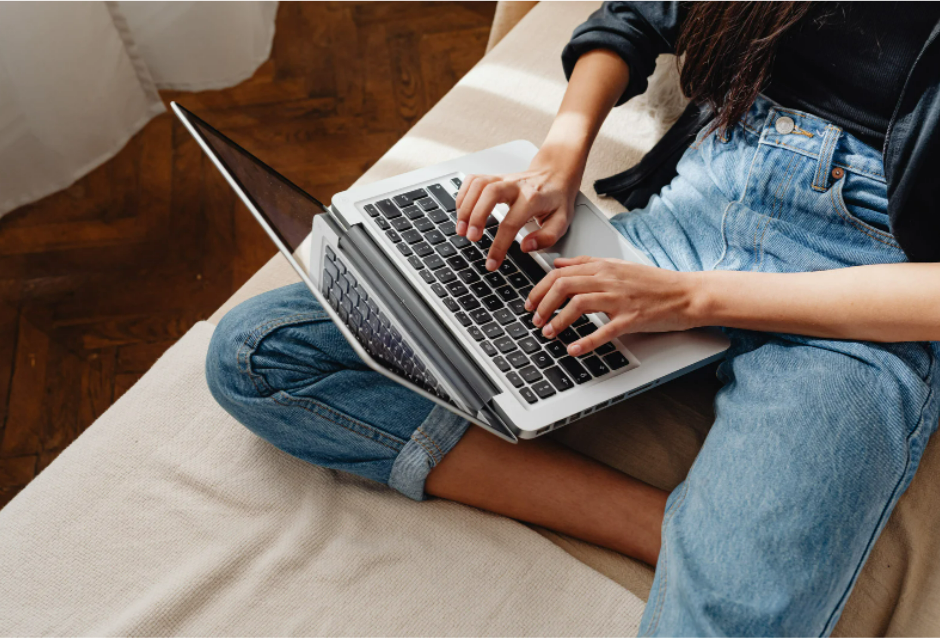Federal program helps low-income households pay for internet services & connected devices Photo