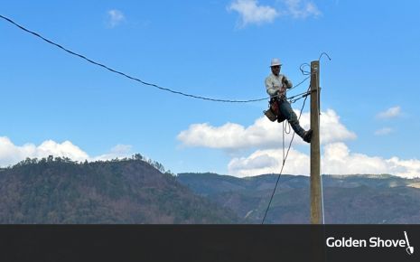 Bringing Light to Guatemala: The Impact of Electrification in Dos Cruces Photo