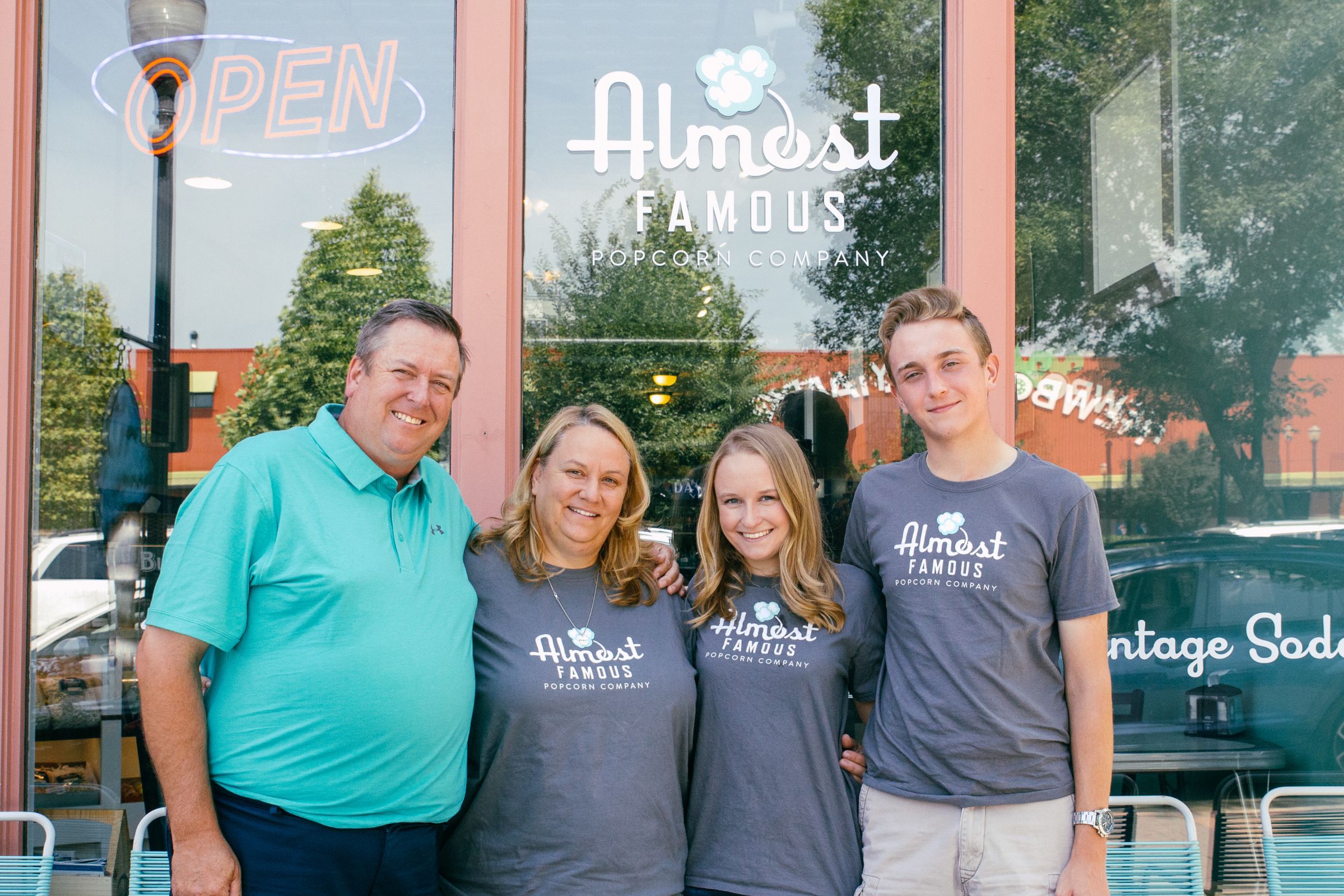 Almost Famous Popcorn is Popping in Sac City, Iowa Main Photo