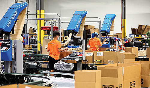 Boom in E-Commerce Creating Workforce Opportunities Photo
